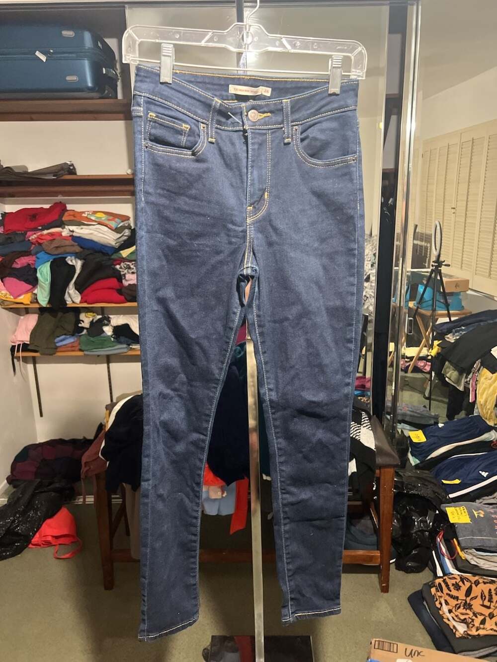 Levi's 721 High Rise Skinny Size 26 Dark Wash Jeans